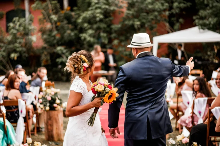 Manage Your Wedding Budget Without Overspending